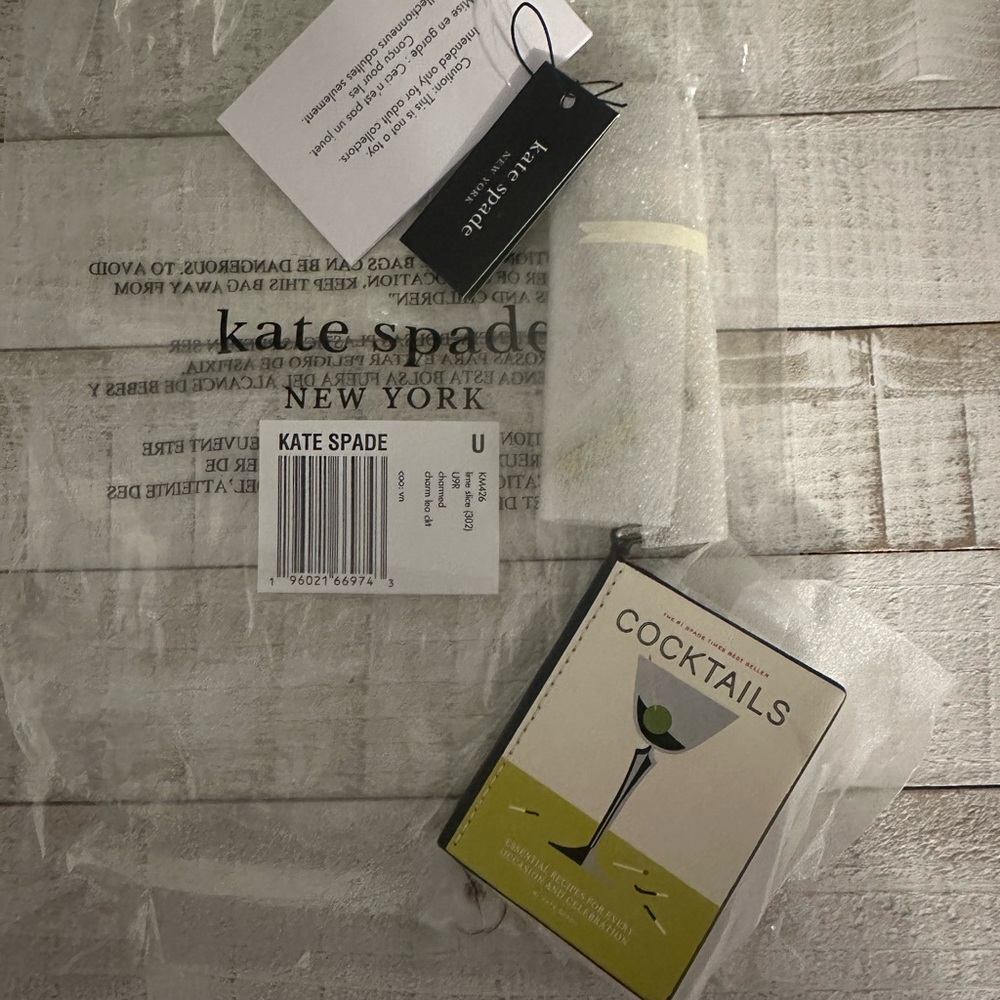 Nwt Kate spade cocktails recipe book bag charm - Picture 6 of 11